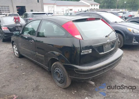 2005 Ford Focus Zx3 z USA, uszkodzony, nr VIN 3FAFP31N65R107956